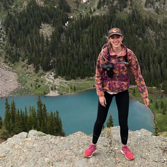 Meet your Posher, Bailee - Picture 1 of 1